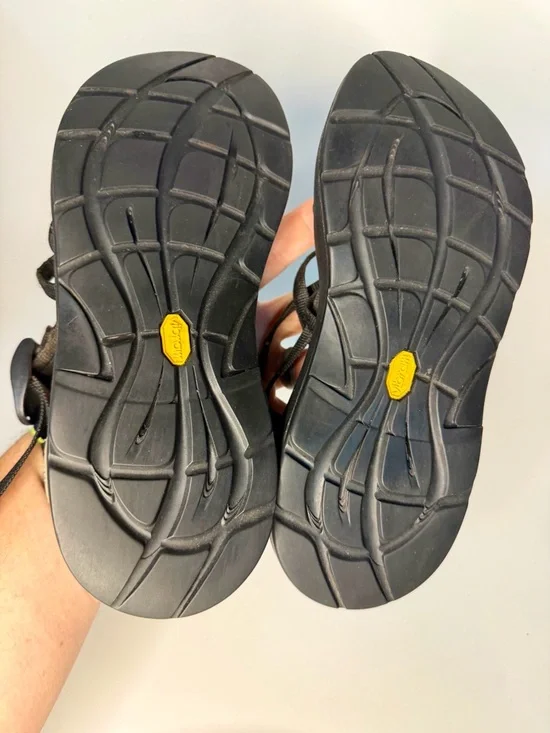 Chaco Women's Classic Black Outdoor Hiking Strappy Sandal Size 7 - Picture 11 of 12